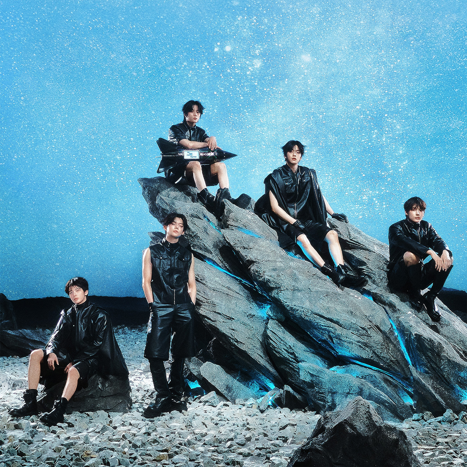 TOMORROW X TOGETHER